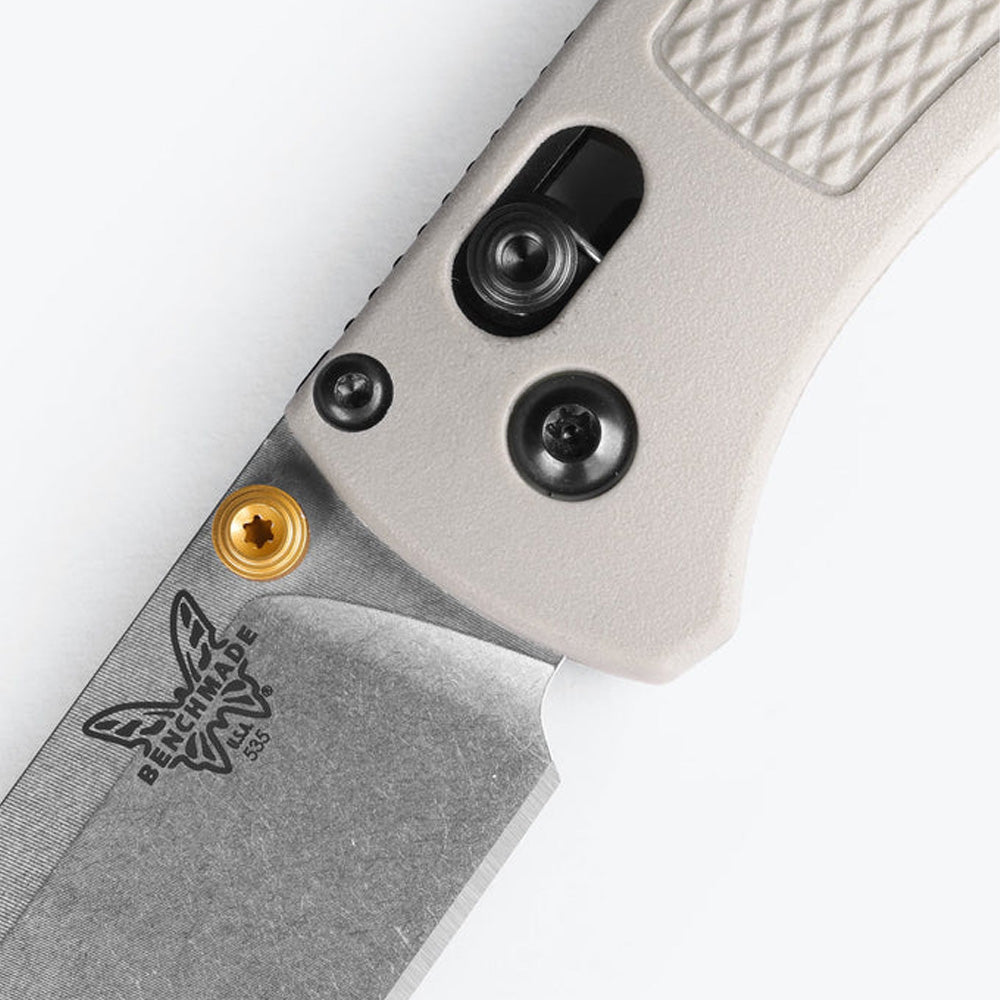 BENCHMADE | BUGOUT | TAN GRIVORY