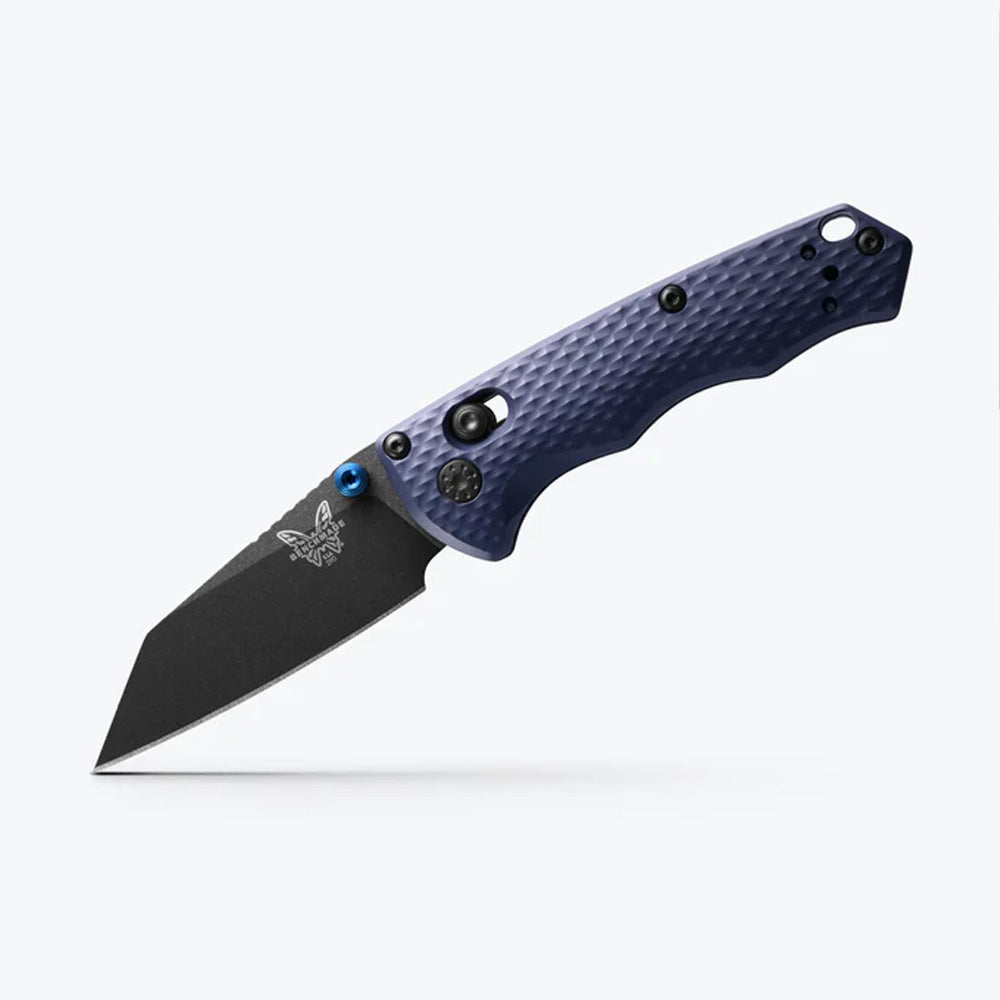 BENCHMADE | FULL IMMUNITY | CRATER BLUE ALUMINUM | DROP-POINT